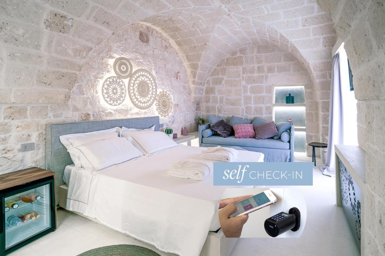 Vico Bianco Raro Smart Rooms Collection オストゥーニ エクステリア 写真