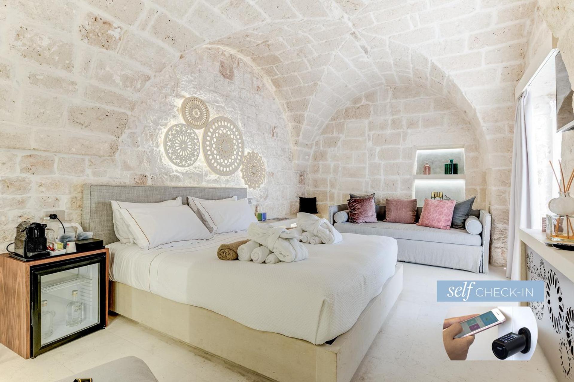 Vico Bianco Raro Smart Rooms Collection オストゥーニ エクステリア 写真